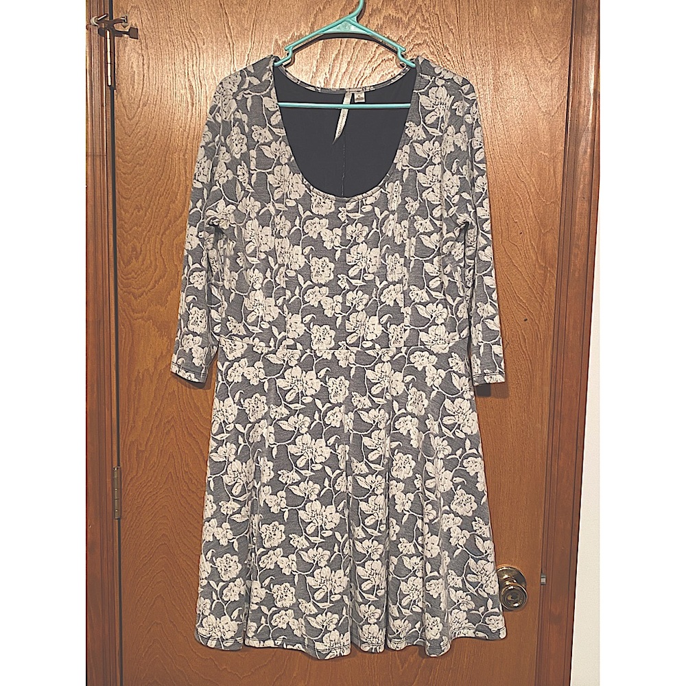 Lightly Worn Lauren Conrad 3/4 Sleeve Dress